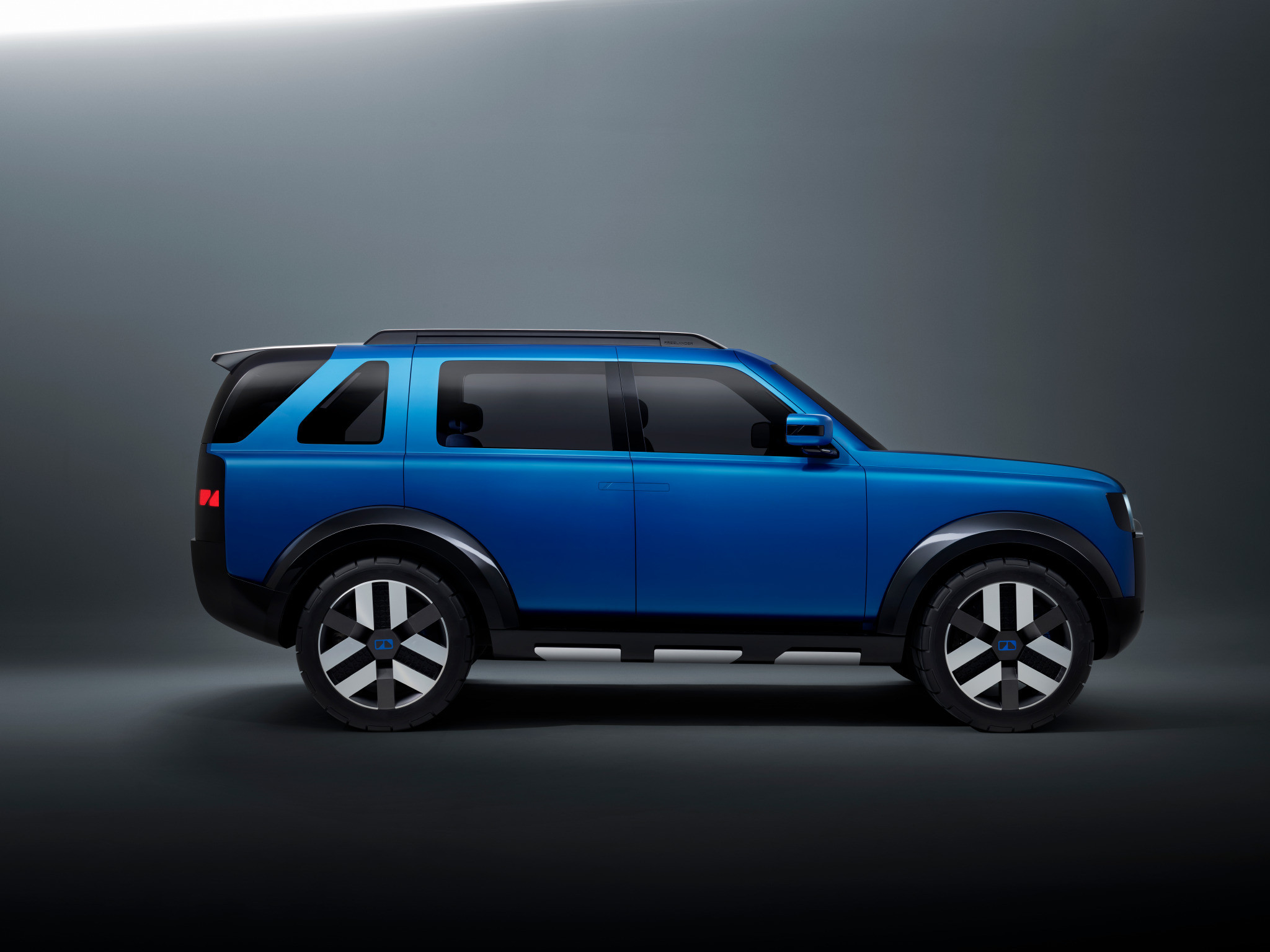 FREELANDER神行者，一个熟悉的名字，但这又是一个全新的品牌，作为奇瑞与