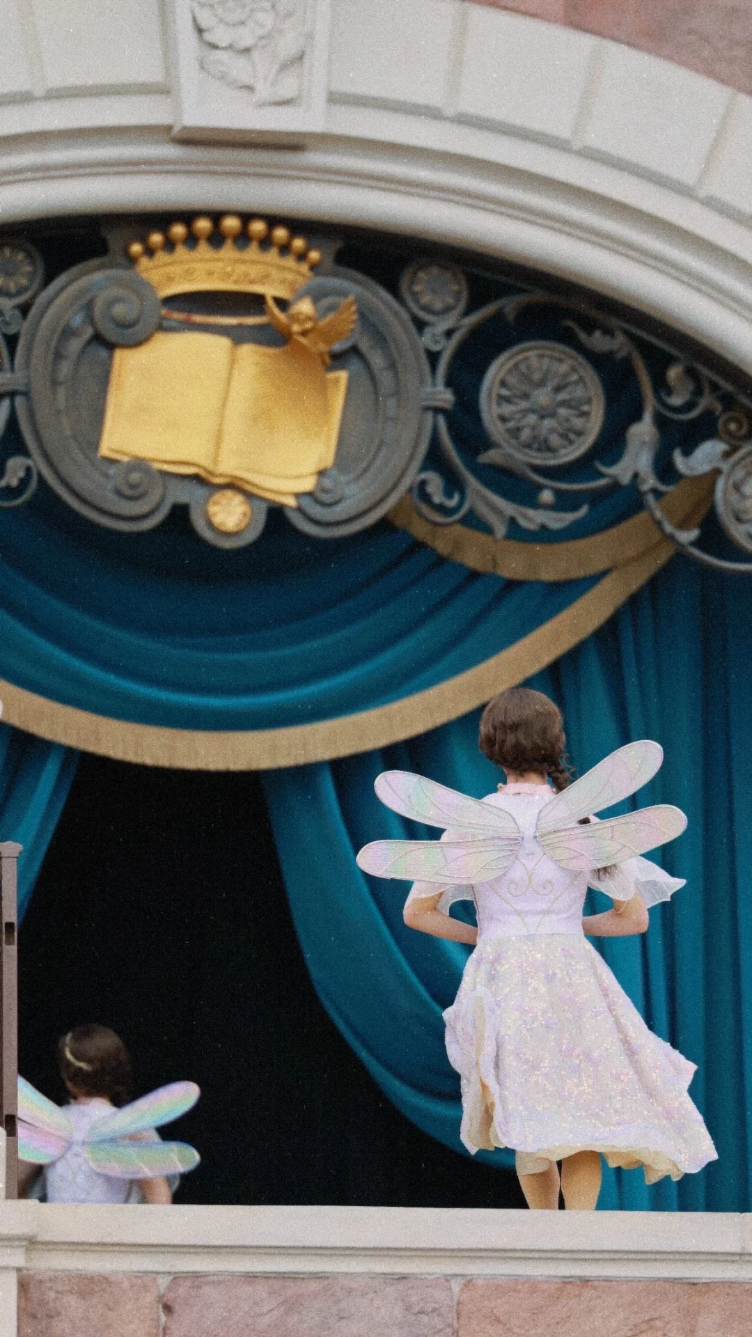 🏰&📖&🧚‍♀️💞