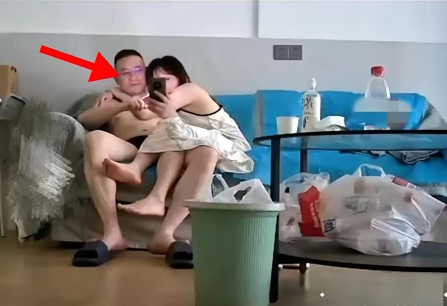 太震惊！刷到曾医生的17分钟视频，才发现，原来全程都是她主动在付出、默默忙活