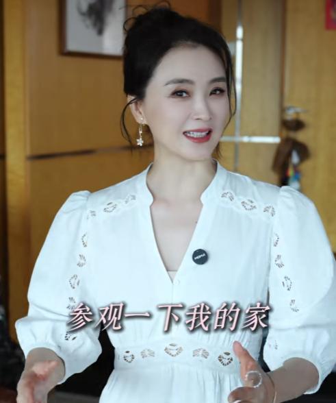 “晴格格”王艳，热情分享在自家豪宅“王府世纪”常待的3个地方，却引发了网友大规模