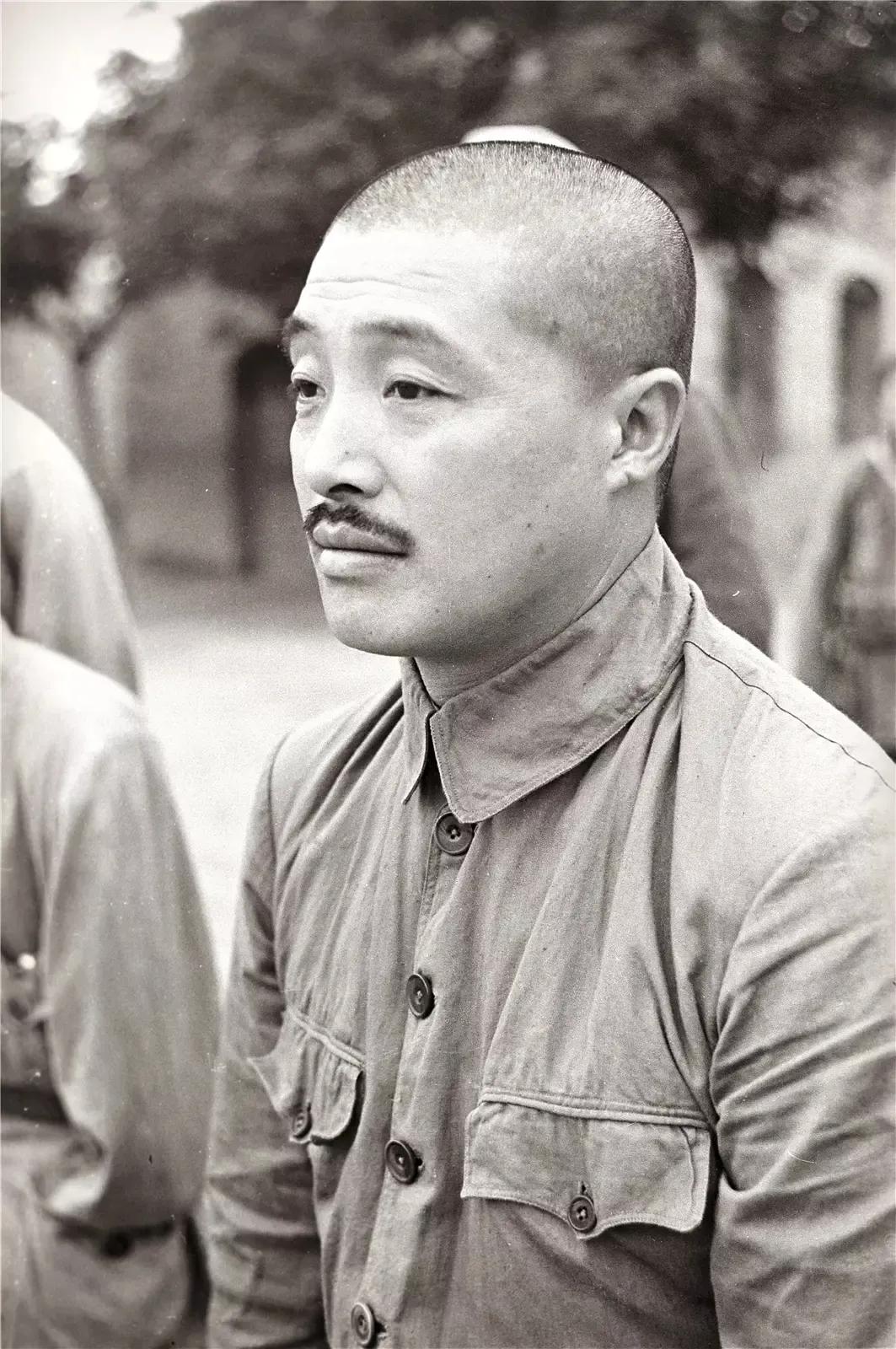 贺老总（1936-1937年拍摄）摄影:哈里森.福尔曼