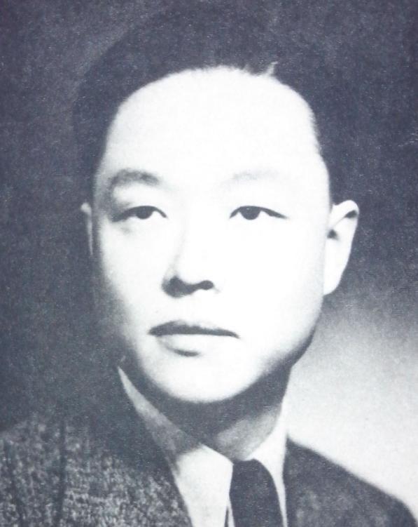 1943年，身中剧毒的李士群痛苦地缩在一起，他对身边人说：“干了一辈子特务，还是