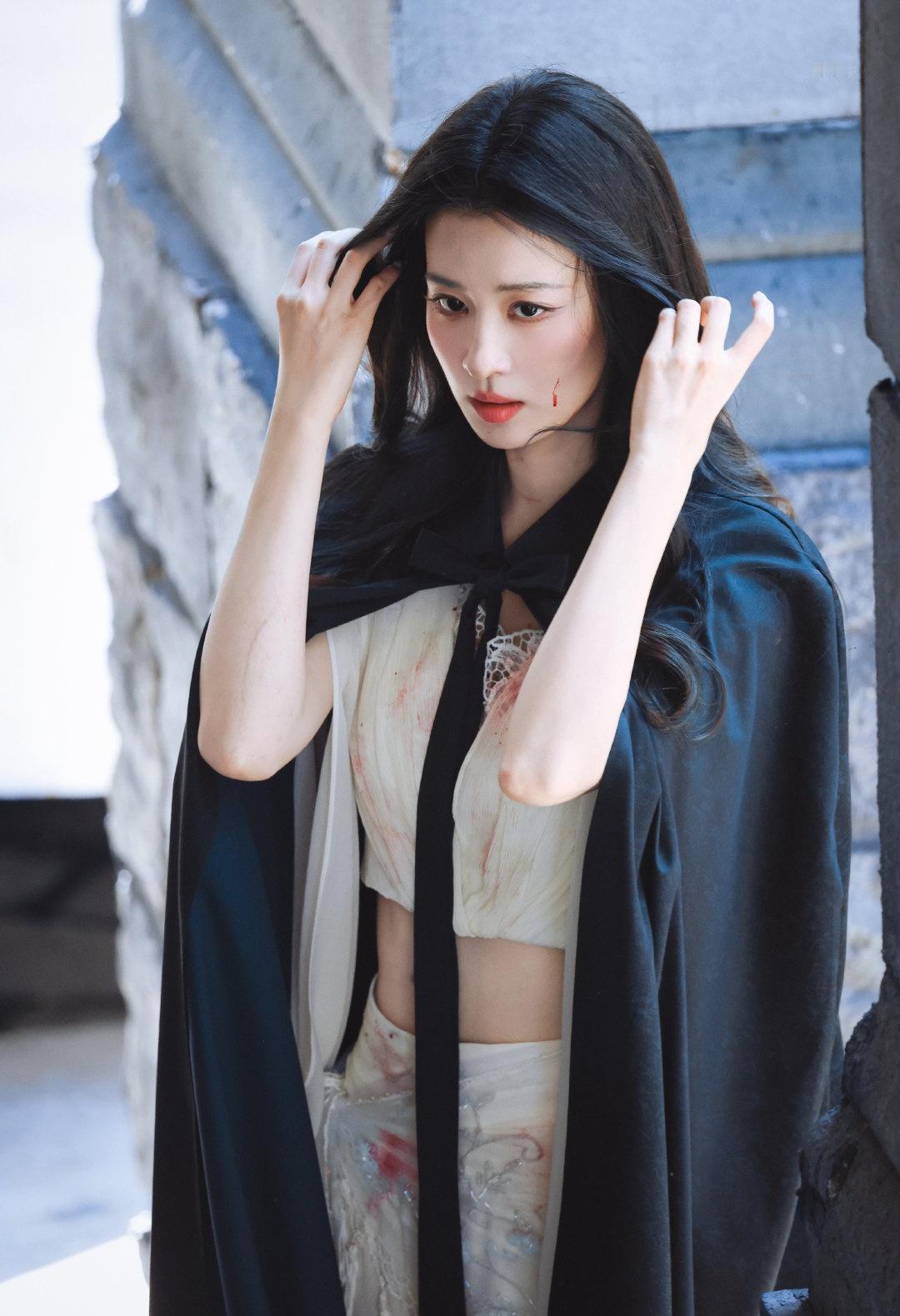 看《这一秒过火》狠狠get王楚然的颜值稳定性，哪里来的美貌瓶颈期啊！学生时代