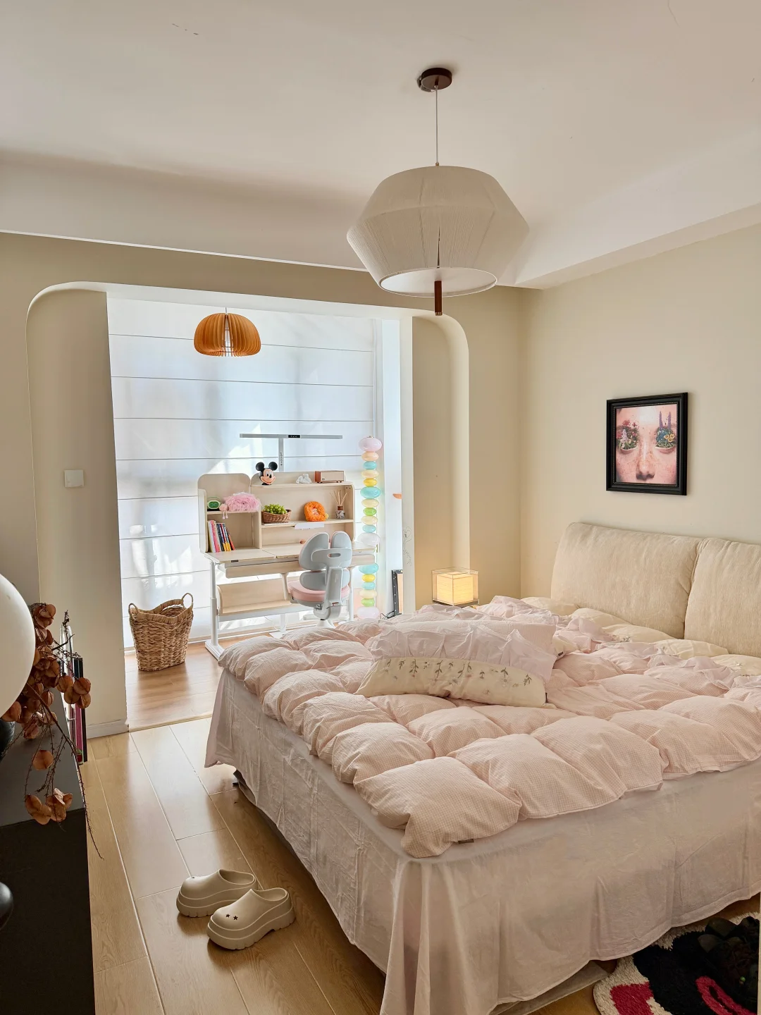 替你们试了，10㎡连阳台卧室就这样布置吧！