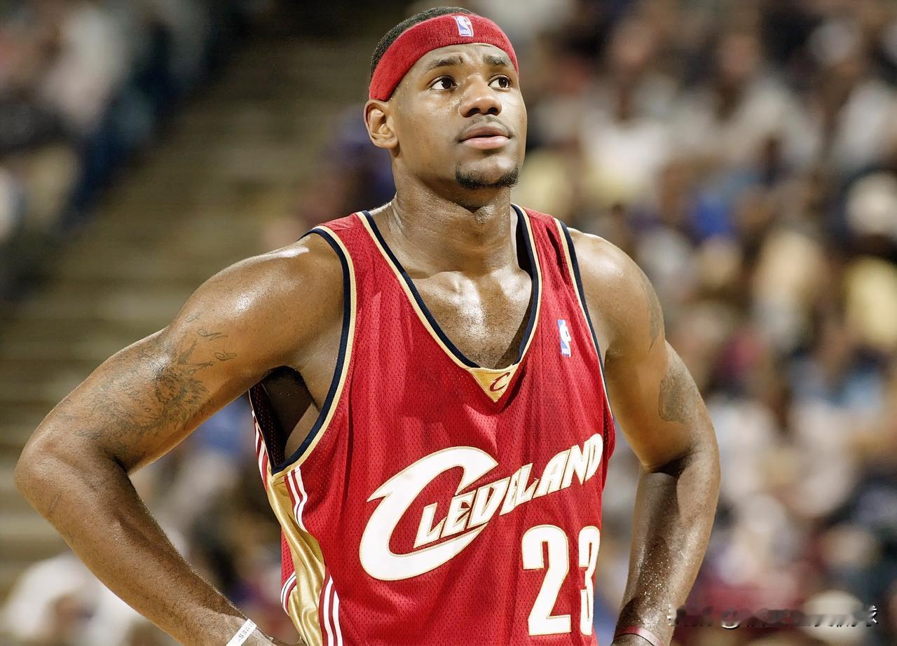 NBA最难以打破的记录都在这了吧？1、詹姆斯（43000+11000+110
