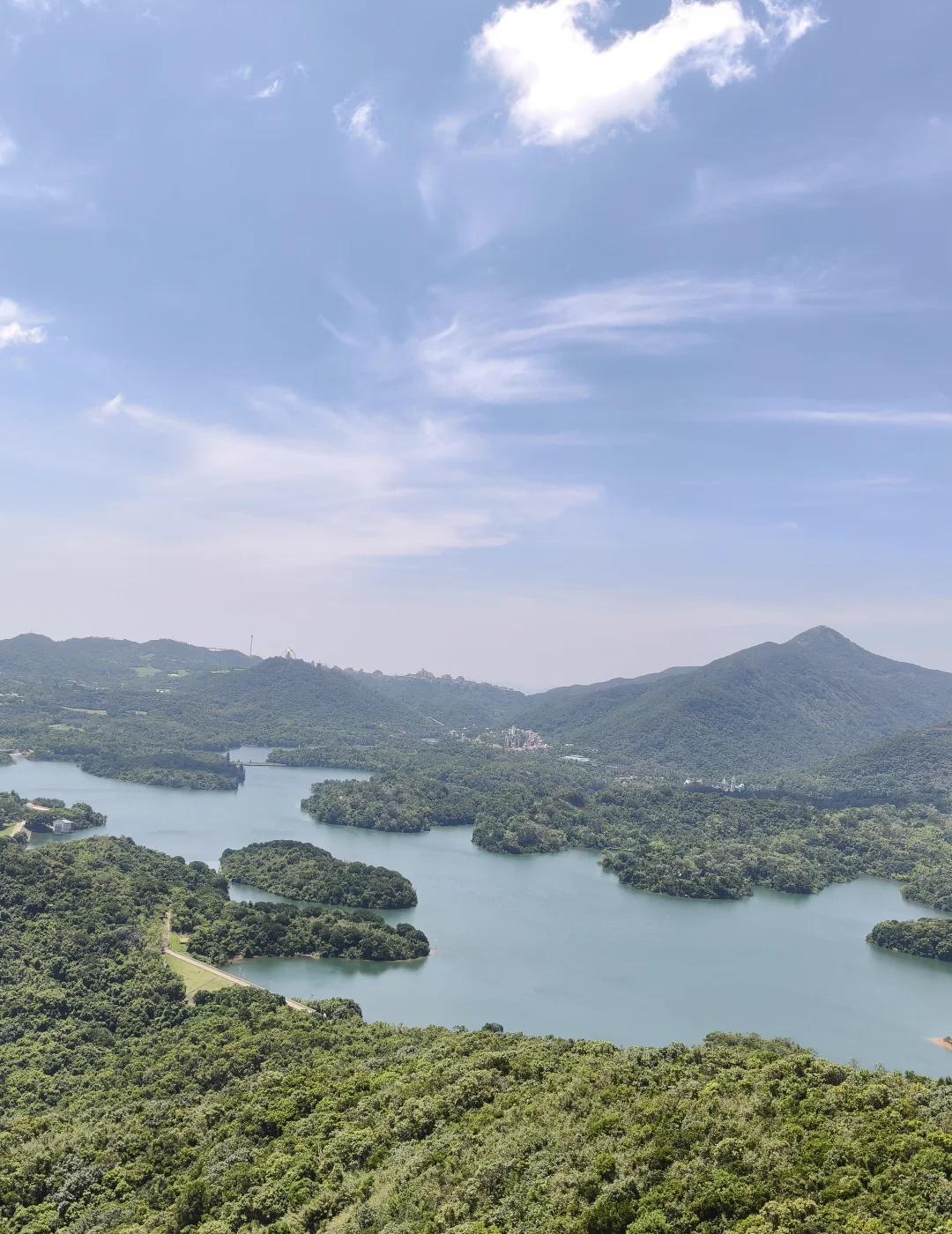 深圳小众徒步秘境打鼓嶂｜千岛湖攻略小三周被誉为深圳版的千岛湖从打鼓嶂往下看更
