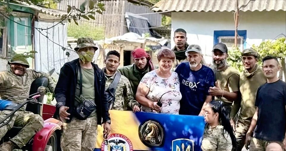 俄乌战场大换血！以前替乌克兰卖命的雇佣兵多是波兰、格鲁吉亚人，现在却彻底变天了，