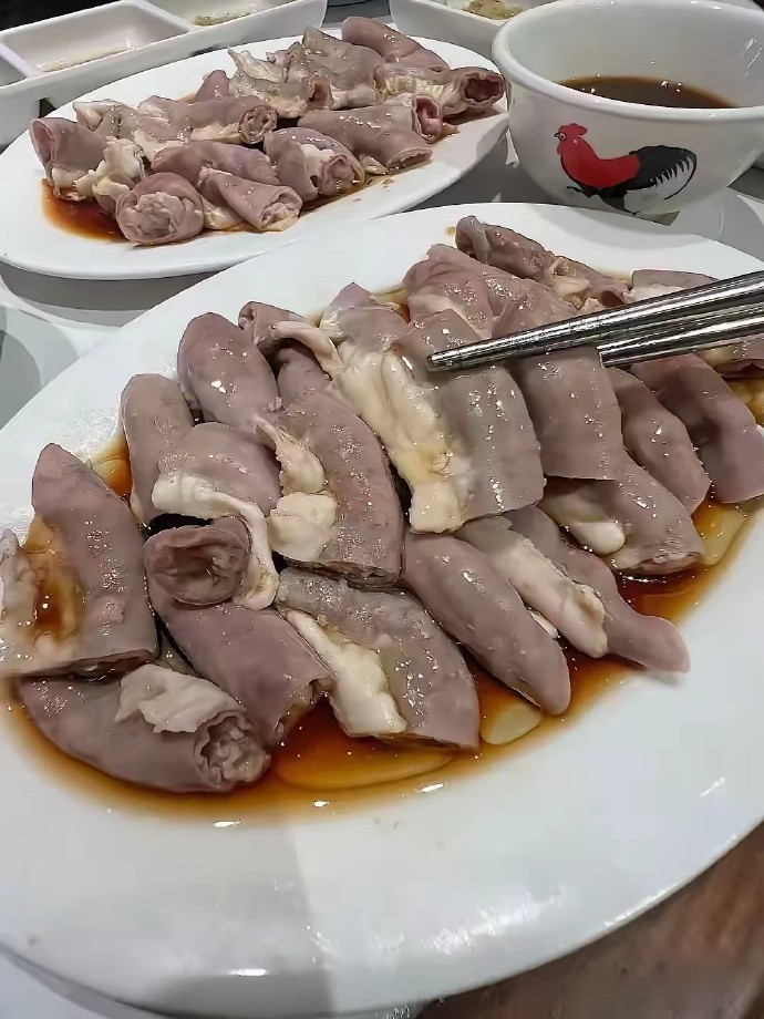 没有什么菜不能白切的？来讨论一下两广各地用的什么白切？