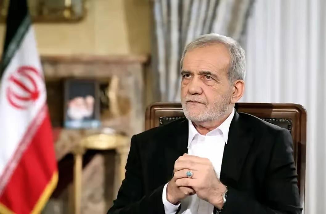 伊朗如今真的有点怂了，以往在美国面前“天王老子”都不怕的精气神，那种意气风发的斗