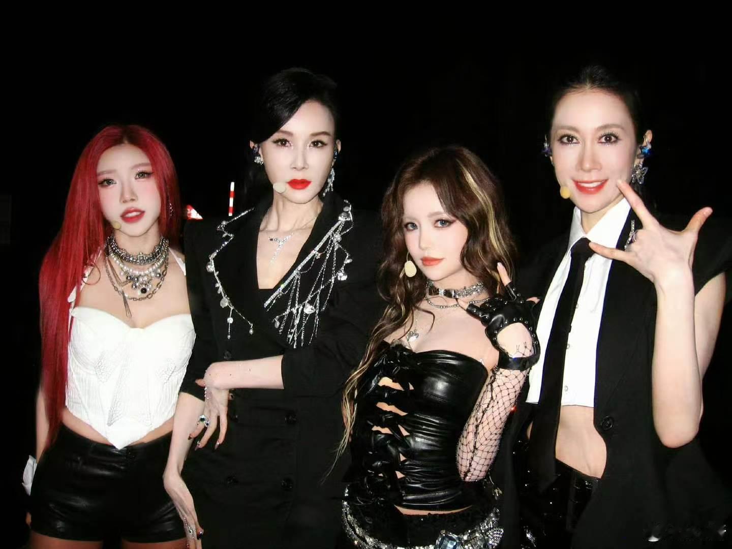 安崎组三公选曲逆战乘风三公分组释出，安崎组逆战舞台，光是想想就觉得燃到起鸡皮疙瘩