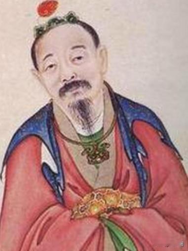 汉朝，一个40多岁的监狱长巡视牢房，相中了两个体态丰盈，乳房足够大的年轻女囚。连