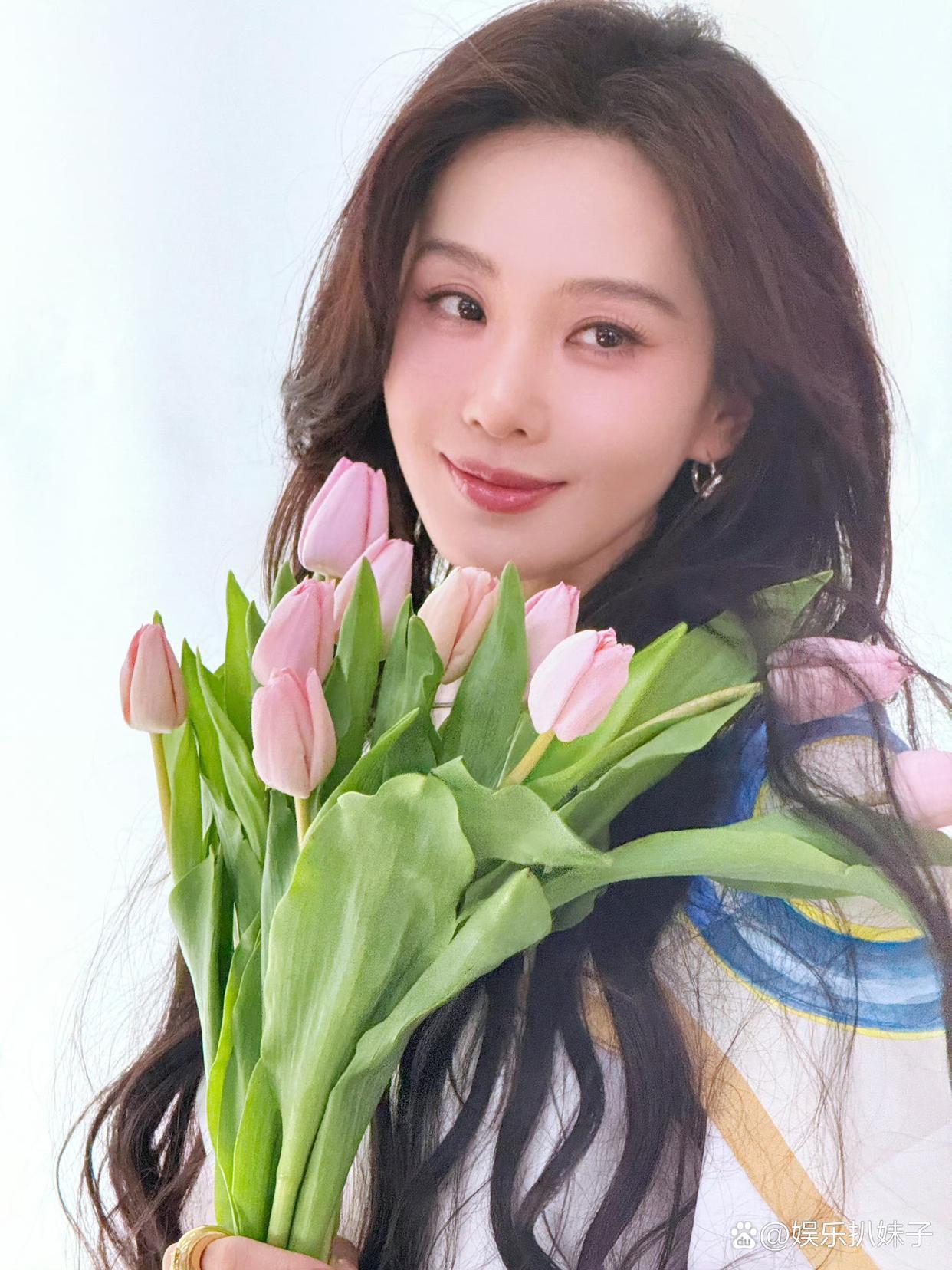 1.刘诗诗近段时间挺低调的，不论是工作还是家庭生活都没什么新消息。2.蔡依林在内