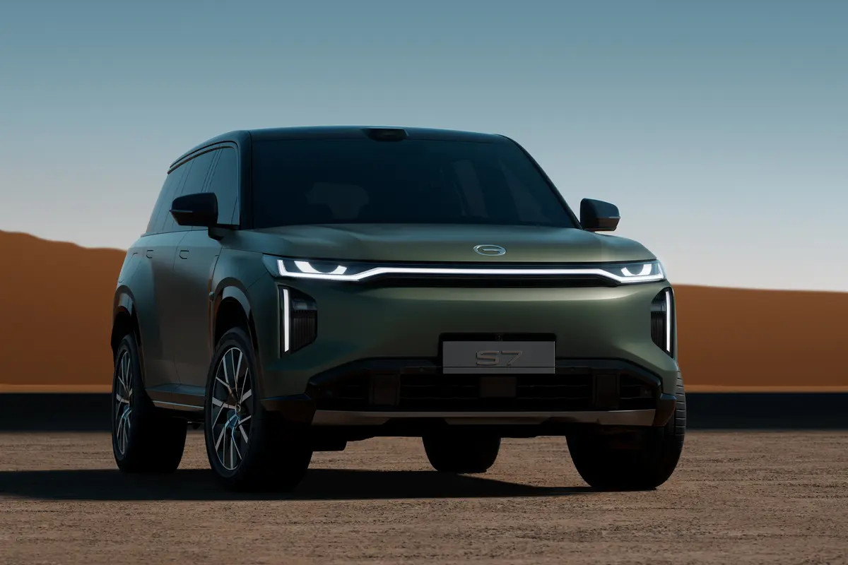 传祺向往S7真的把家庭出行需求摸得透透的。智驾超省心，复杂车位23秒就能极速泊入