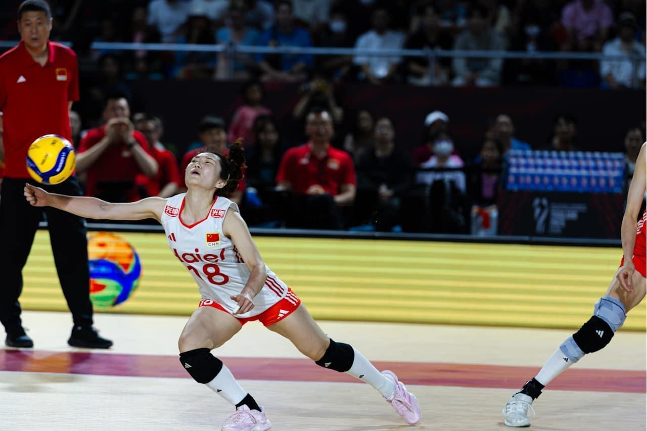 中国女排3-0多米尼加女排中国女排自由人王梦洁数据25次一传1失误（占比47%）