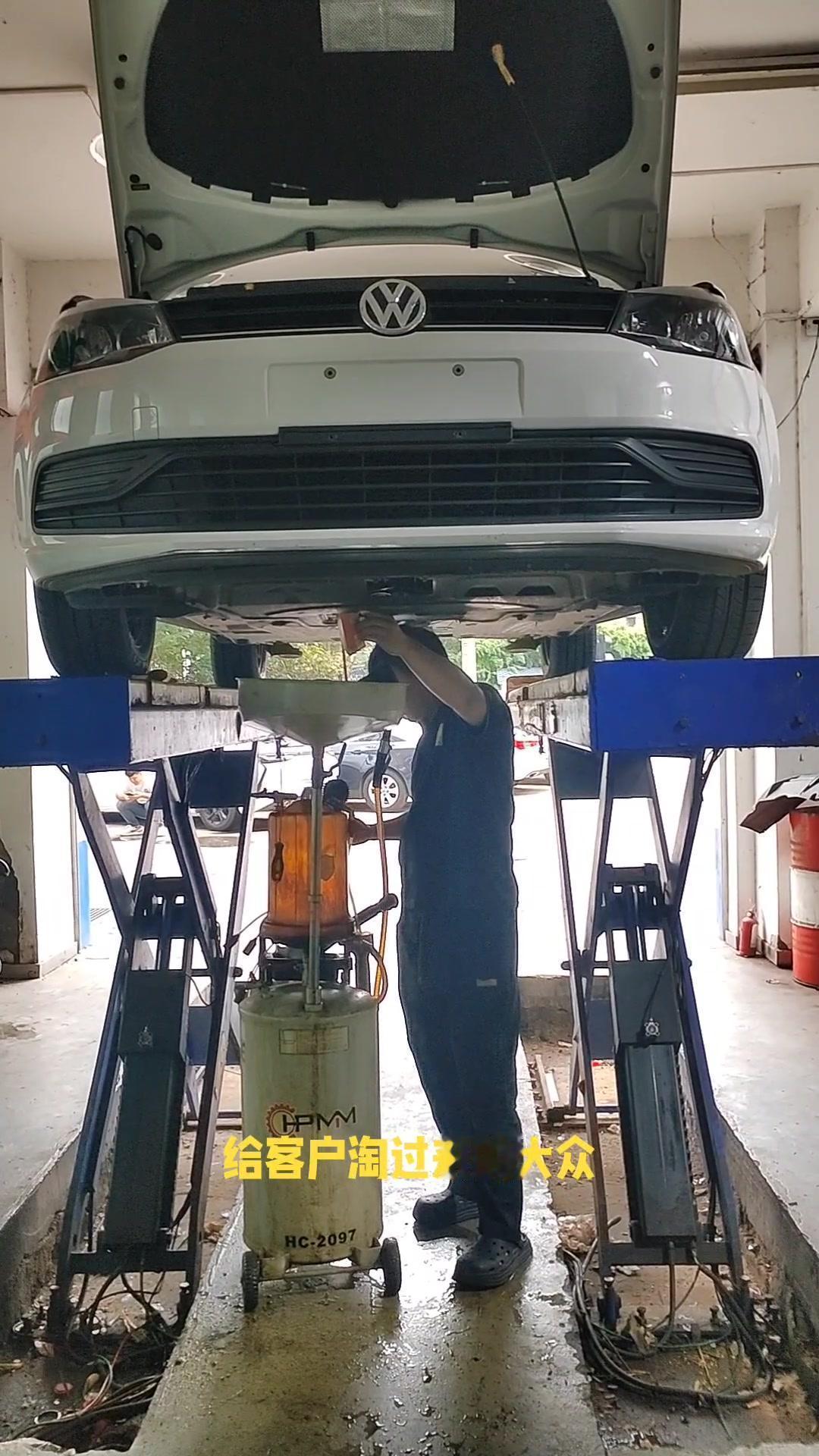 3000块淘的代步车，整备完开着太爽了！🚗刚收到客户的大众Polo，先做个全