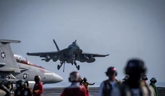 美军的F-35，从冲绳起飞，20分钟就能抵达中国沿海，但中国的东风-17，从发射