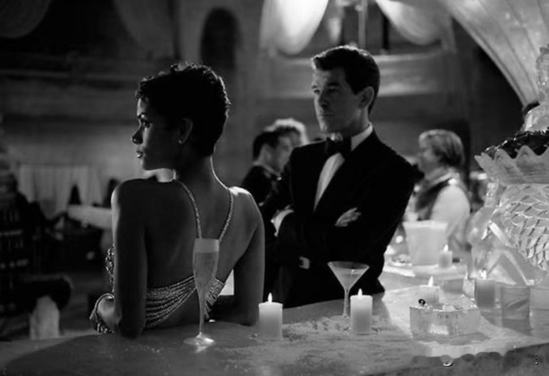 很有道理的一句话：“乱搞就是自我毁灭，性开放是致命陷阱。女人是受体，洗不干净皮