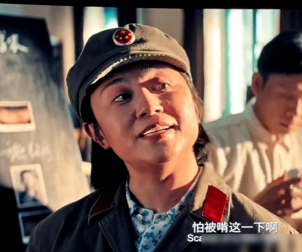 陈思诚塞了四个案子进去，全崩了。《神探之痕迹》讲的是痕检专家崔寻，原型崔道植。结果电影里四个案子来回