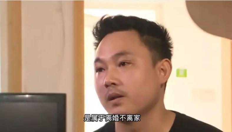 2019年，湖南一男子为躲20万的债务与妻子“假离婚”，净身出户外出打工，每月还