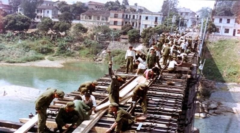 79年工兵营接到工程大破坏任务：让越南国家经济15年无法恢复!上世纪70年