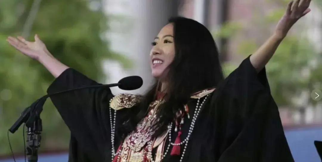 关于哈佛蒋小姐在蒙古实习的那些事儿先说个冷知识：在蒙古国，中国人曾因国籍在街上