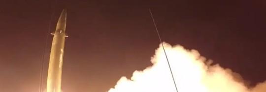 中美博弈这场大戏演到今天，很多人还没看懂一个最根本的变化：美国手里那把看似锋利的