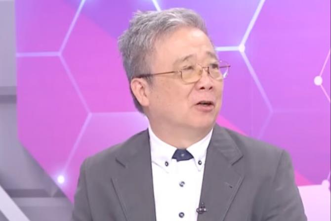 台湾将军上节目介绍阅兵装备，看完后破防：我也不知道这都是啥受邀上节目的中国台湾