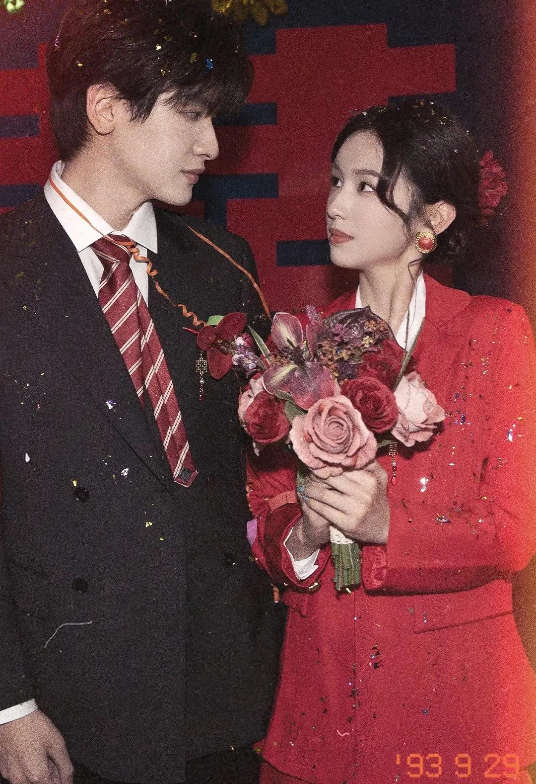 原来娶老婆也是有规律的：1、医生娶了护士2、飞行员娶了空姐3、外卖员娶了