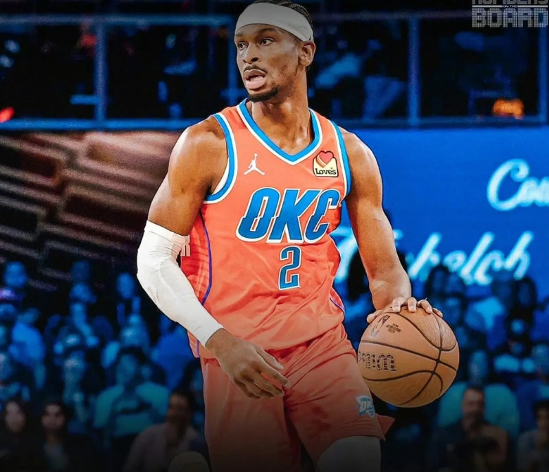 雷霆又输了！雷霆102-117不敌马刺，暴露了2个扎心的事实！1. 亚历山大被