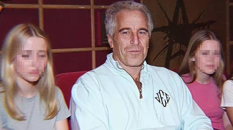 爱泼斯坦曝光的文件里，能读到他对中国充满恶意，提起中国时，对中国使用的都是pea