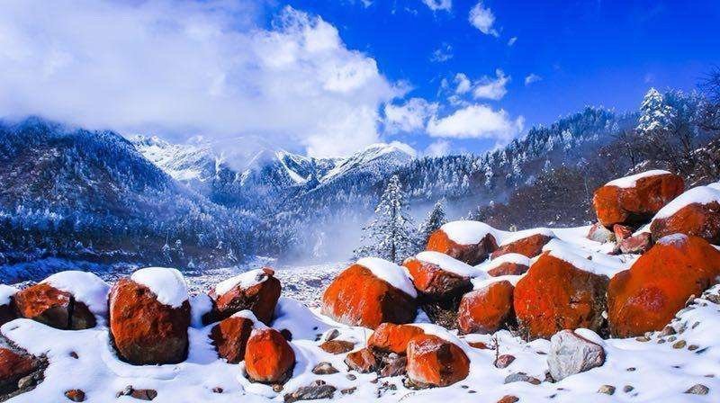 四川·海螺沟红石滩，世界独一无二的奇观。