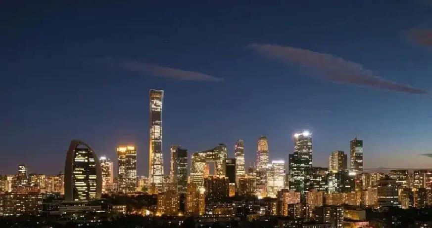 二叔在医院住4个月,女婿照顾4个月,儿子没来。出院当天儿子儿媳来,开口就说"爸,