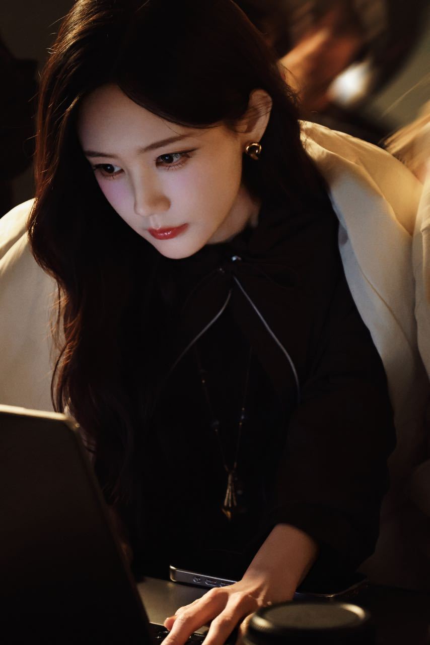 投稿【李一桐】那个经常照顾我的女上司​​​