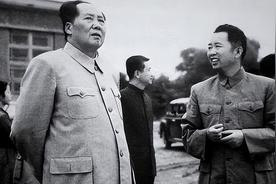 为了保证毛主席的安全，禁止他坐飞机。”这是自建国以来，中央明文规定的东西，“空军