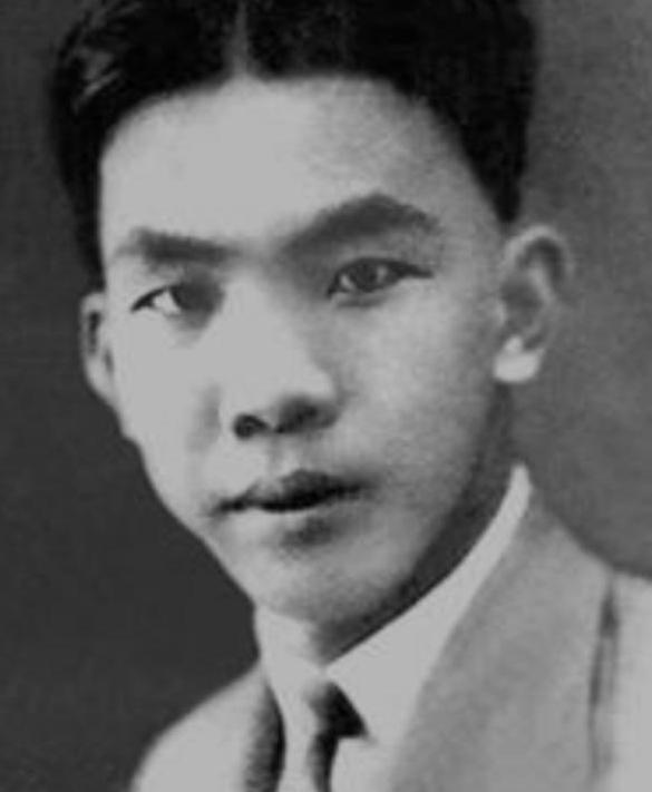 1950年，曾因拍摄鲁迅葬礼而声名鹊起的摄影师沙飞，在无人察觉之际，突然举枪击毙