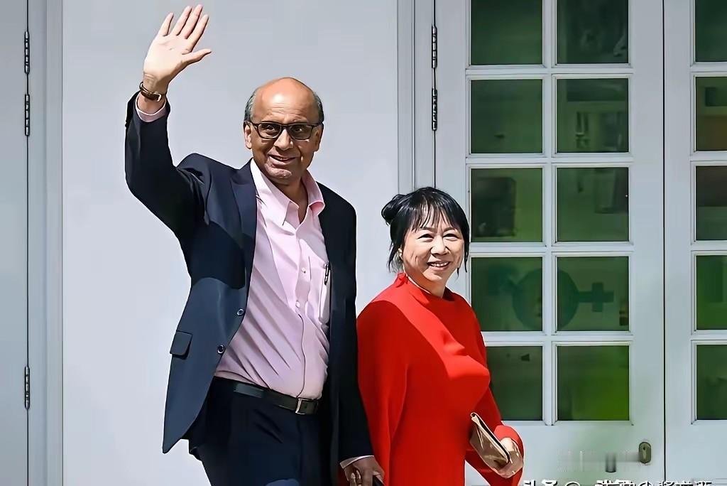 “请新加坡尊重自己的祖先印度人，别干什么都扯中国。”最近，这句话不仅传遍网络，