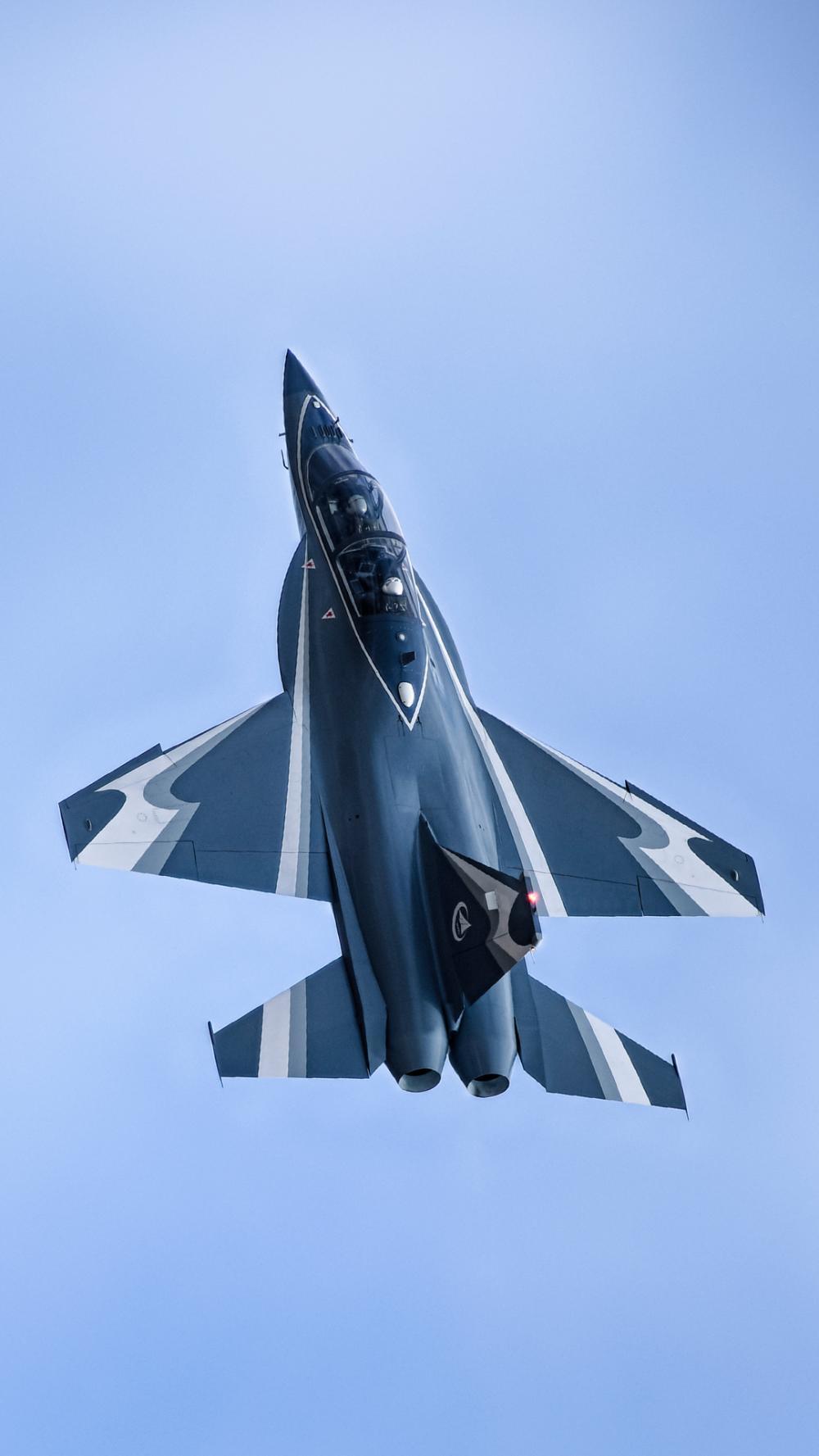 看清数据背后的含金量今年迪拜航展上传出的“大单”确实引人关注，但在振奋之余，更