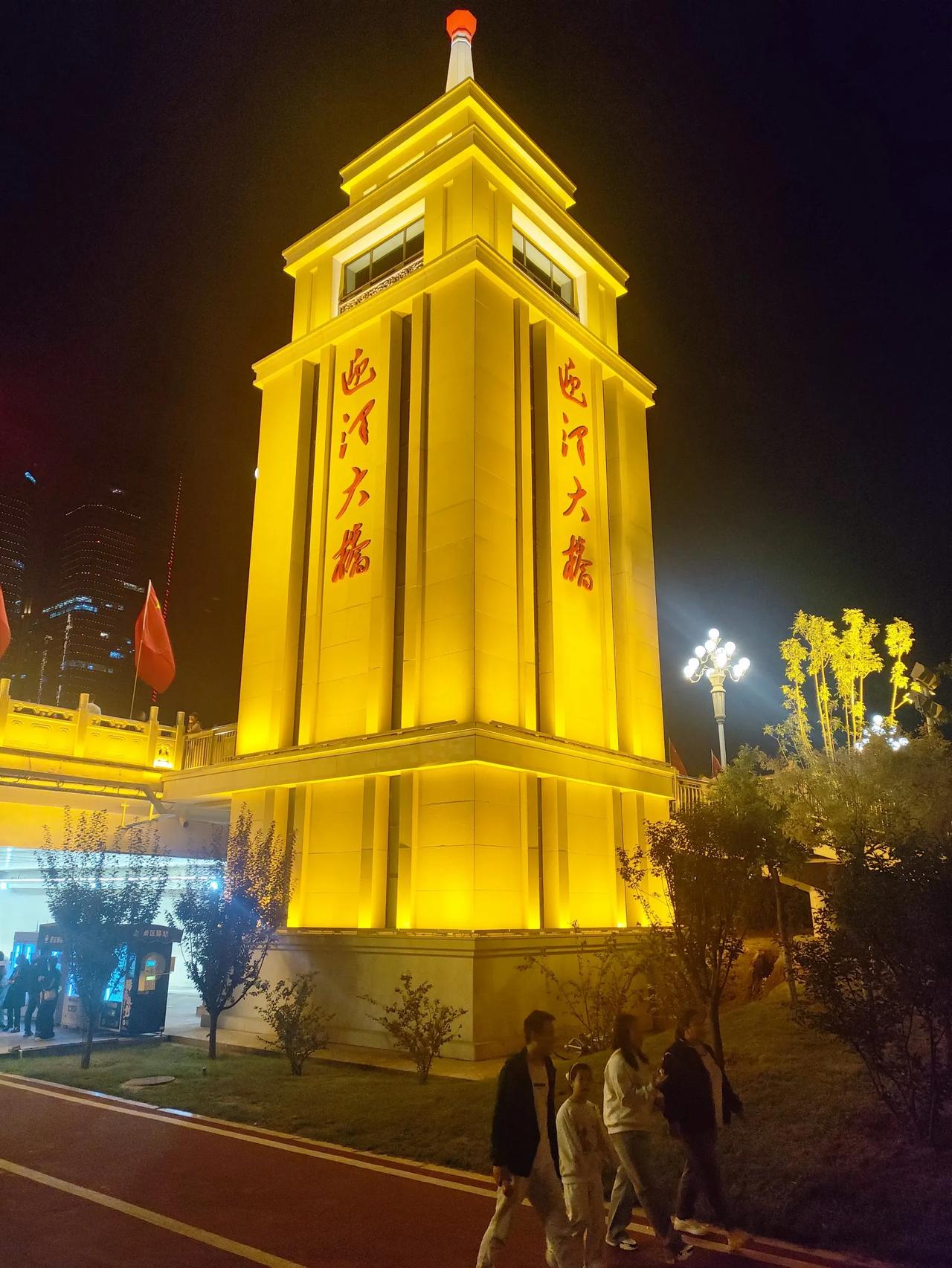 太原，迎泽大桥打卡国庆节太原迎泽打卡点