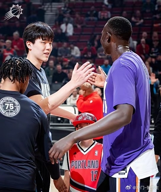 杨瀚森同届首轮五大中锋，70场赛后成绩单出炉！30顺位尼德豪泽，211cm高，1