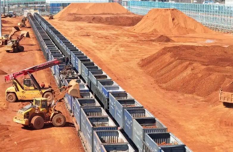 消息不妙，中国要警惕了。彭博社3月19日披露：澳大利亚稀土公司莱纳斯，在