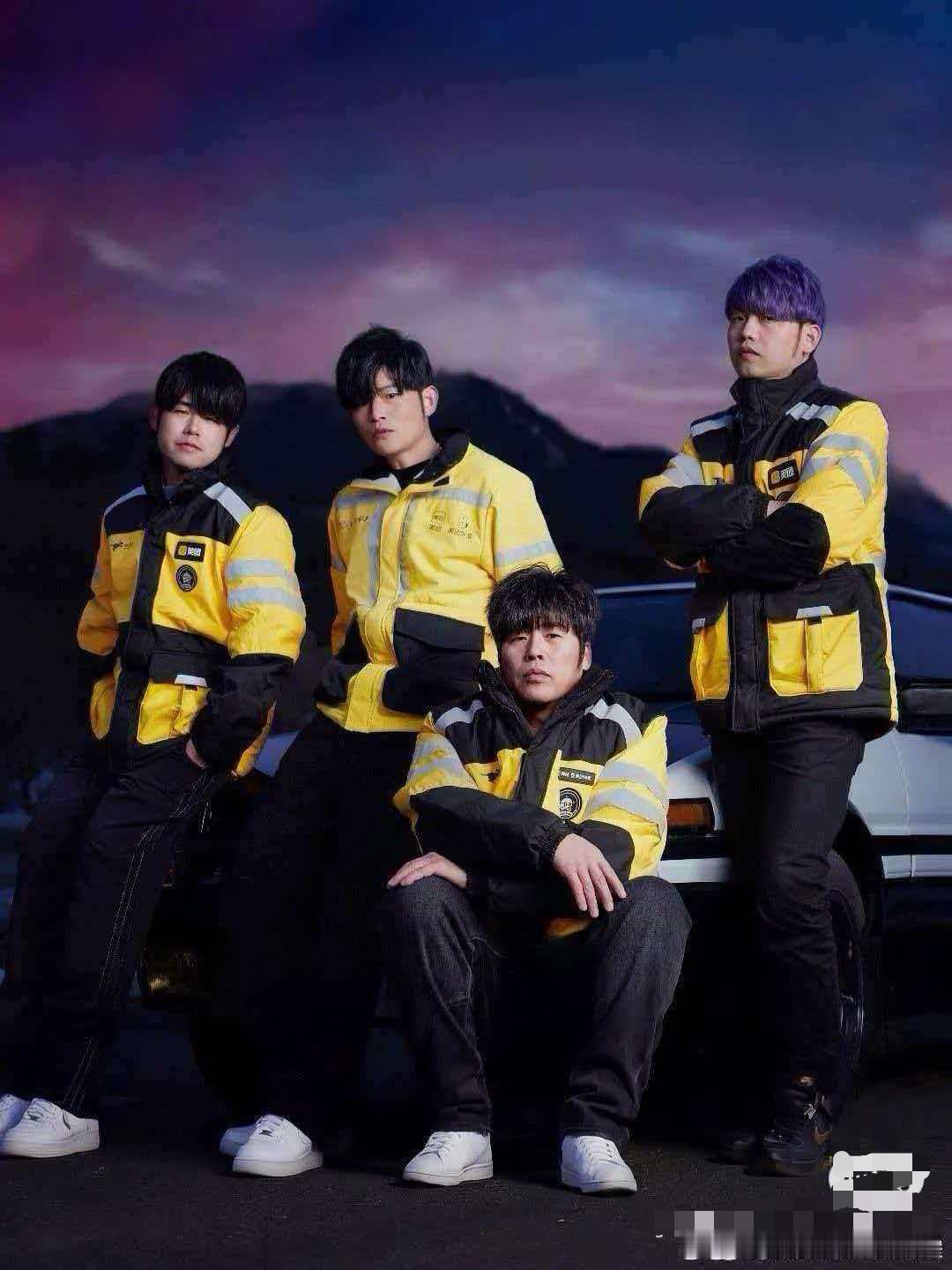 牛仔别忙了，我的眼睛现在很忙！一个两个……今天美团外卖到底官宣了几个杰伦哈哈？周