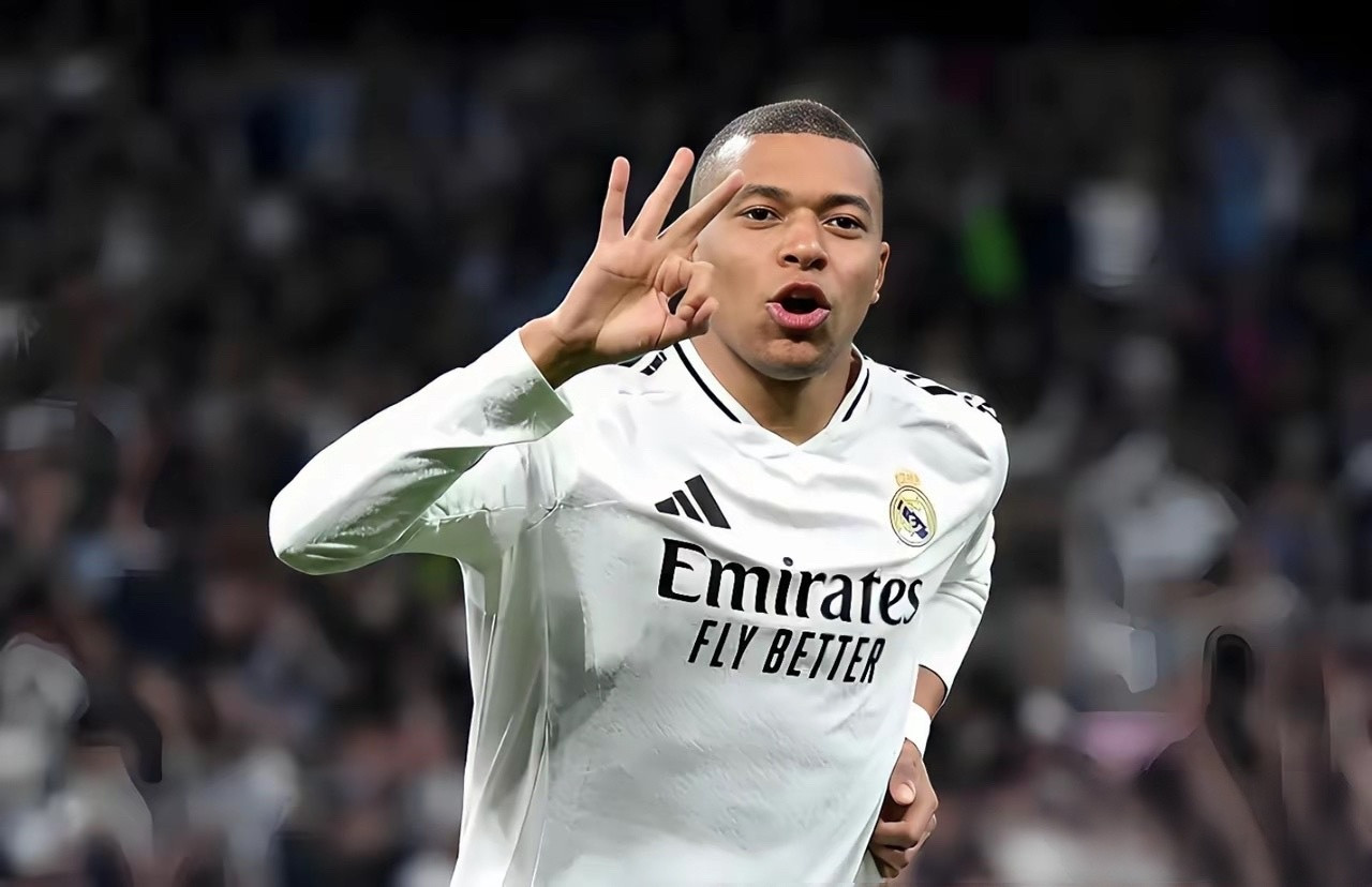 但凡皇马现在的头牌是巅峰贝尔，也不至于如此不堪。别总什么姆巴佩多厉害，姆巴佩再厉