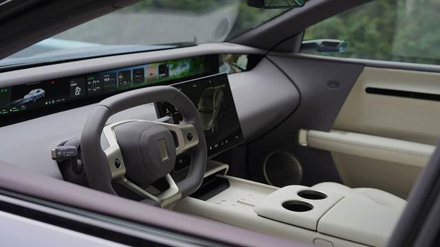 阿维塔重磅发布全新旅行车型——阿维塔06T，开启品牌新篇章