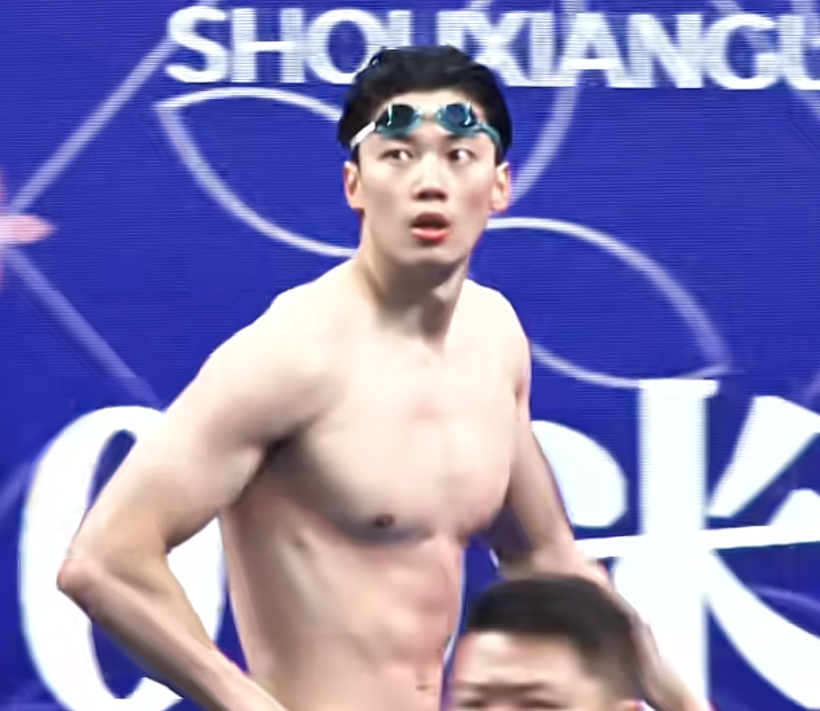 汪顺，真的是从小帅到大！汪顺今年参加名古屋亚运会，已经是他第5次登上亚运会的