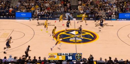 里程碑！詹姆斯生涯命中数历史第一！在今天NBA常规赛湖人对阵掘金的第一节比赛中