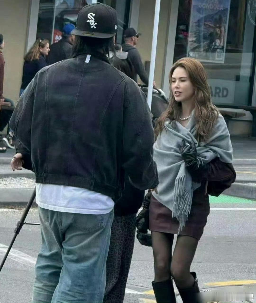周杰伦眼光真好，混血老婆真的太美了，生了3个小孩还跟少女一般