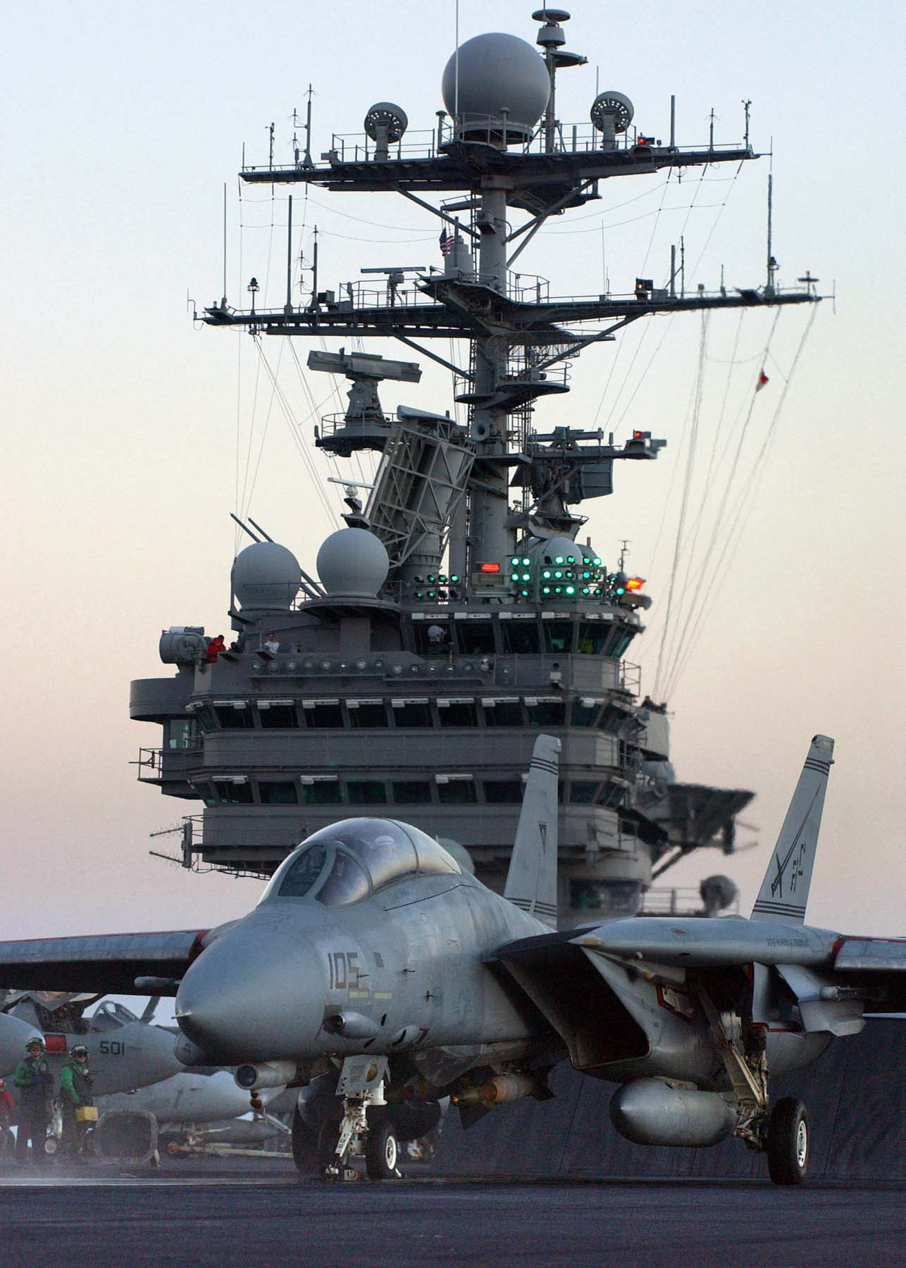 猫宁。F-14大猫出击瞬间​​​