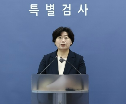 9日，韩国内乱特检组明确表示，前总统尹锡悦提出的违宪法律审判申请及宪法诉愿“不存