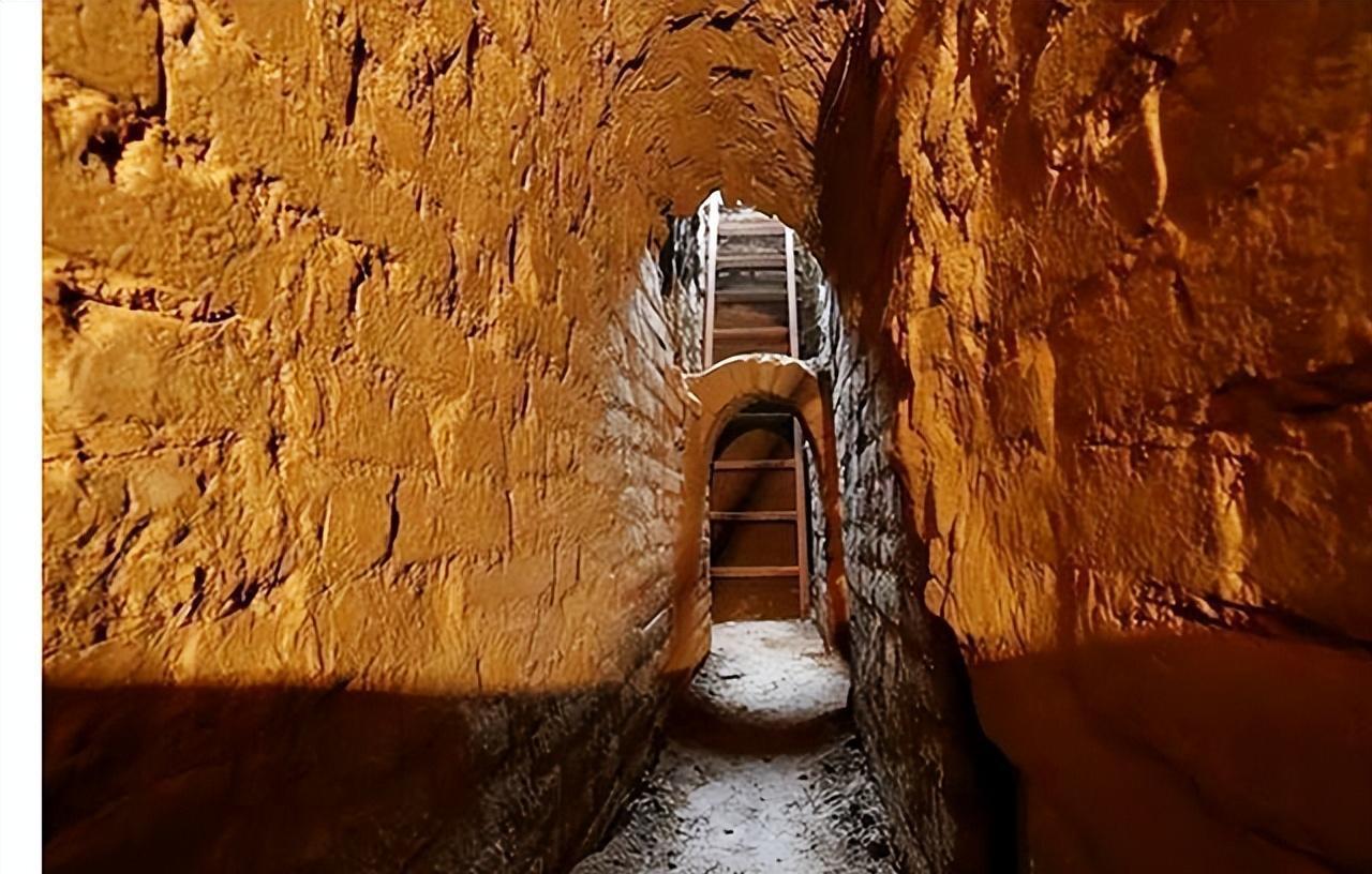 [鼓掌]1948年夏天，河北的瓦屋辛庄遭遇了连续多日的暴雨，眼看村子就要被淹没。