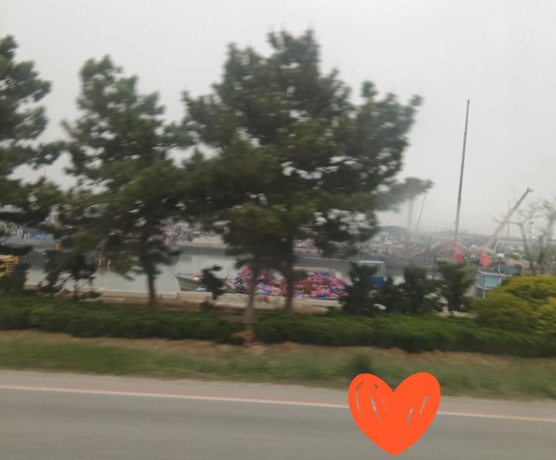 降低期待：不对人和事过度苛求，接纳不完美，减少内耗。​专注当下：少纠结过往、